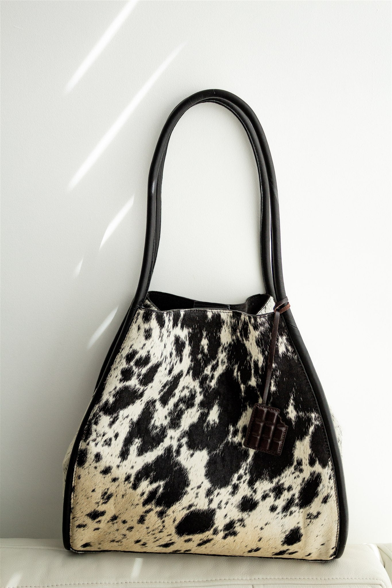 AURA COWHIDE