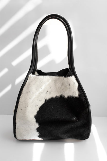 AURA COWHIDE BLACK&WHITE 05