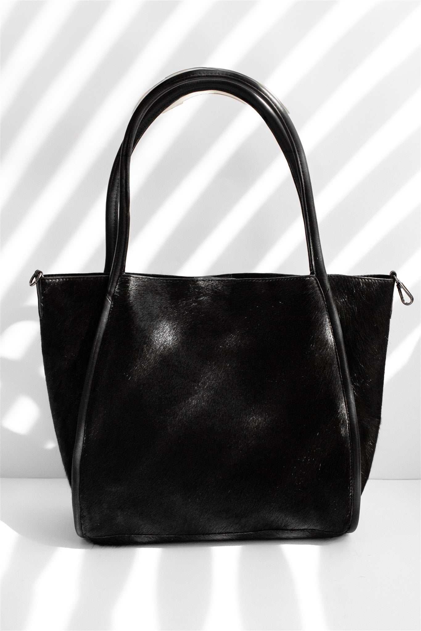 AURA COWHIDE FULL BLACK