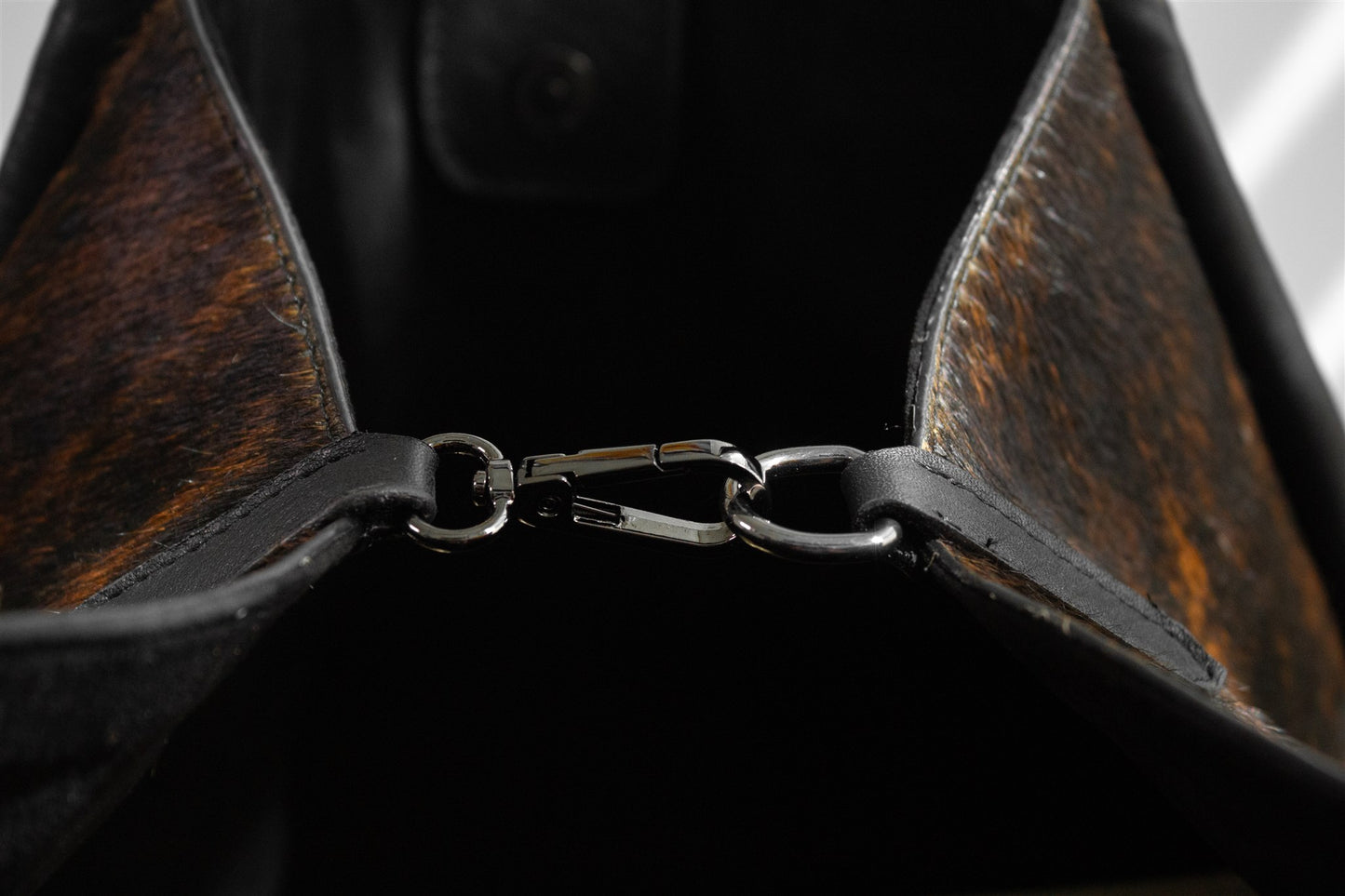 AURA COWHIDE Orange stripes