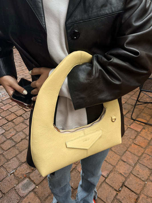 FLAVIA butter yellow